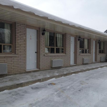 Milestone Motel Колингууд Екстериор снимка