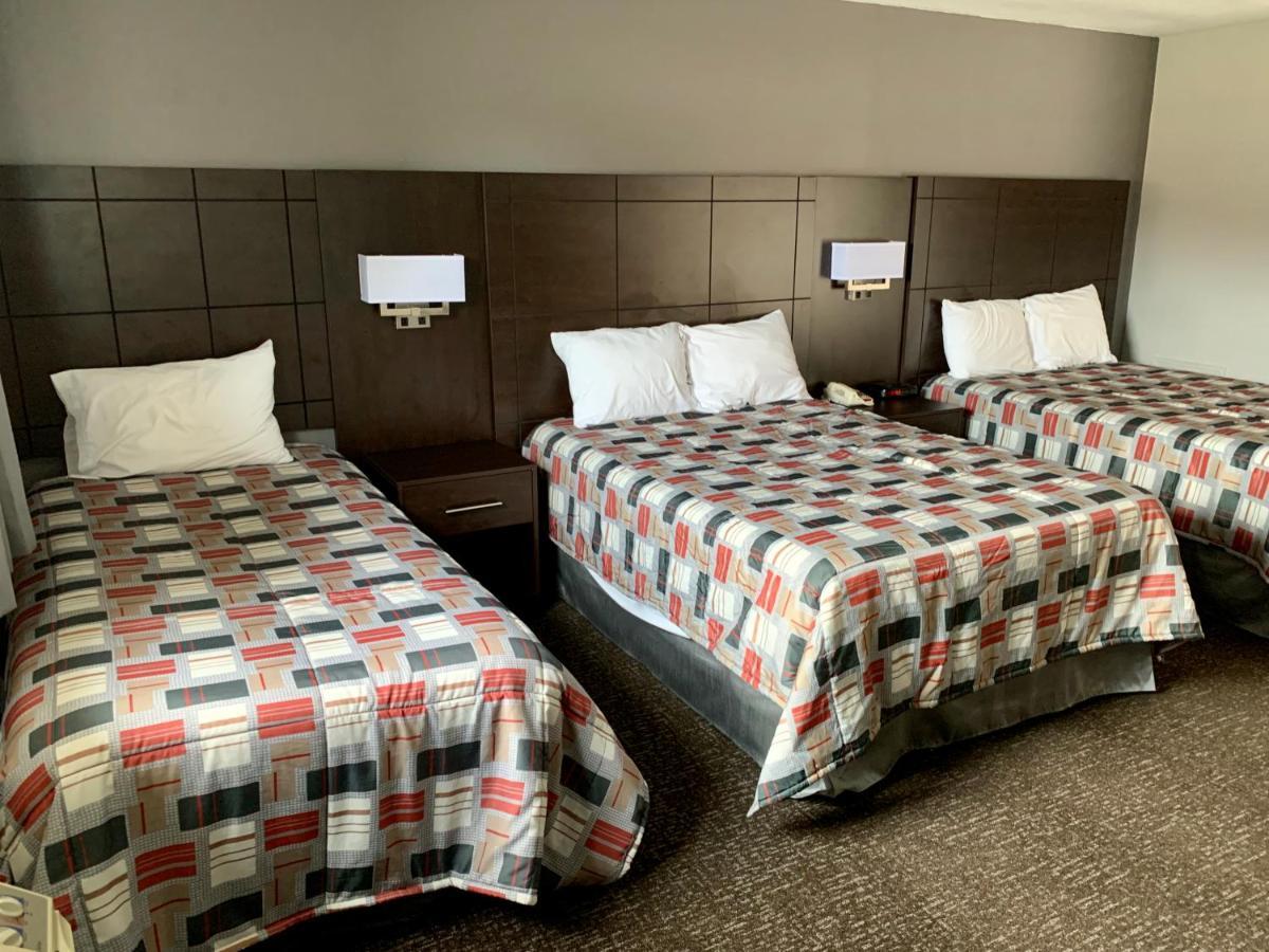 Milestone Motel Колингууд Екстериор снимка